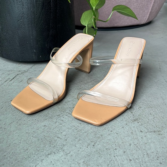 Cute Transparent High Heels - Picture 1 of 3